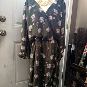 Beautiful bailey blue bell sleeve dress